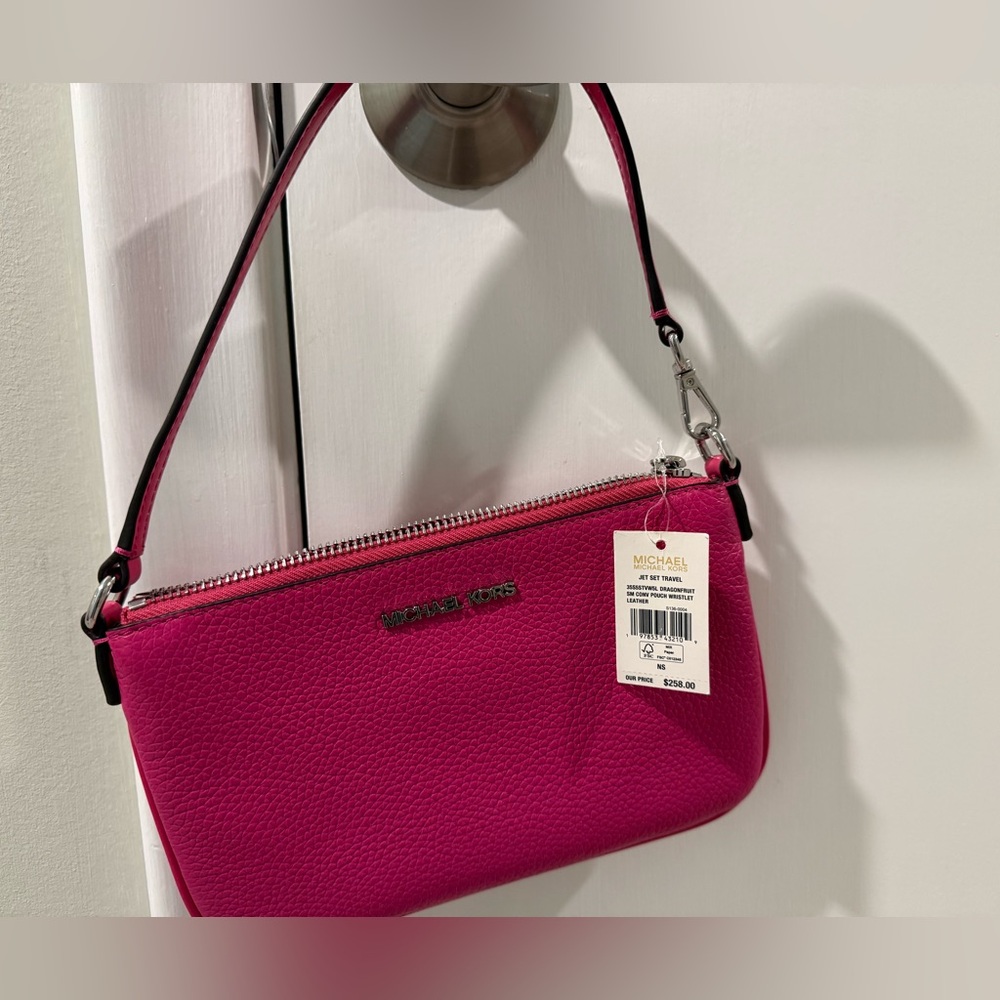 NWT Michael Kors Fuchsia Wristlet - Picture 1 of 3